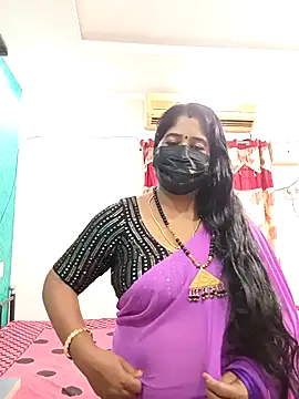 tamil-aunt online show from 11-20-25, 05:40