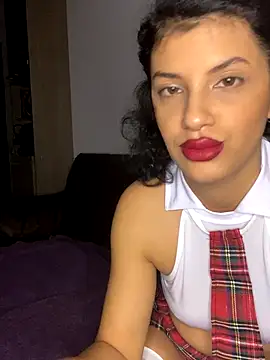 Snapshot of Biaaxxxsexy chatting on 10-14-25, 06:20 Biaaxxxsexy online show from 10-14-25, 06:20