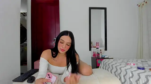 princesa luissa online show from 11-11-25, 02:33