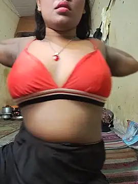 Snapshot of Lovely_Payal chatting on 05-14-26, 04:03 Lovely Payal online show from 05-14-26, 04:03