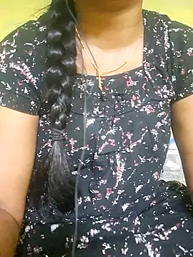 Snapshot of tamil_kanaka chatting on 05-11-26, 04:26 tamil kanaka online show from 05-11-26, 04:26