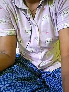 Snapshot of tamil_kanaka chatting on 06-06-26, 01:32 tamil kanaka online show from 06-06-26, 01:32