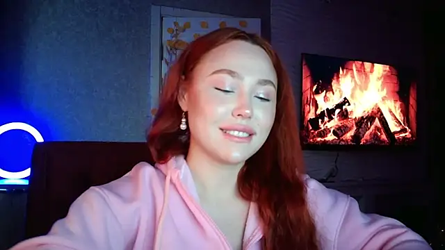 LolaMint  online show from 11-06-25, 11:55