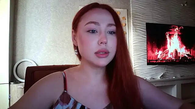 LolaMint  online show from 11-17-25, 10:32