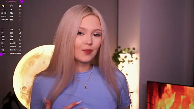 KaryTasch online show from 11-30-25, 07:07