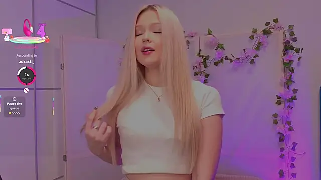 KaryTasch online show from 12-14-25, 08:35