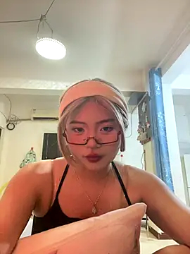 lan-xinh1 online show from 10-14-25, 10:05