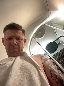 jayylizz69 online show from 11-12-25, 02:28