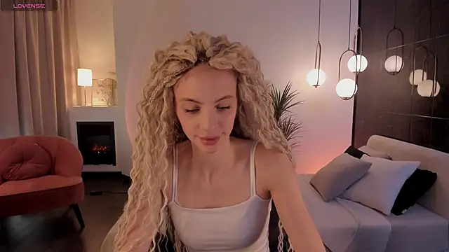 mia silkk online show from 10-20-25, 06:25