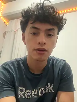 AlessiaLuxx online show from 11-30-25, 12:14