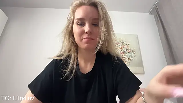 AIicaparkerc online show from 02-05-26, 09:19