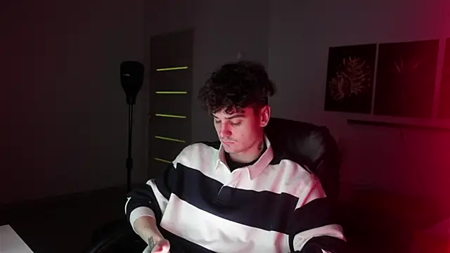 Nick Phillip online show from 01-10-26, 02:41