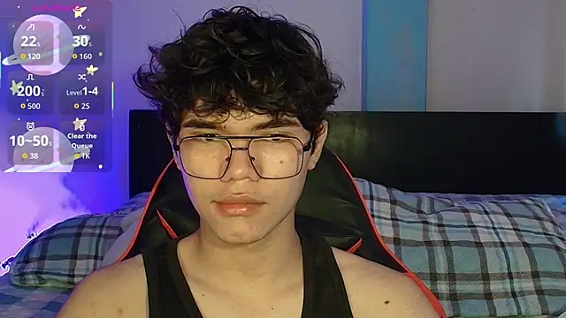 Im Camii online show from 10-26-25, 06:36