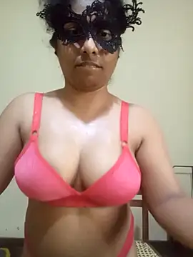 Expose Queen online show from 03-01-26, 11:12