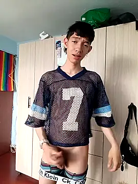 heyy noah11 online show from 10-21-25, 09:04