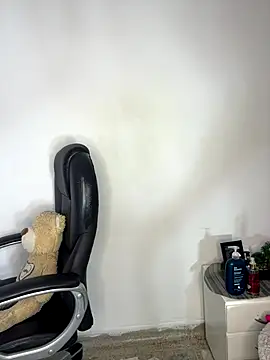  Isabella 1 online show from 11-30-25, 02:37