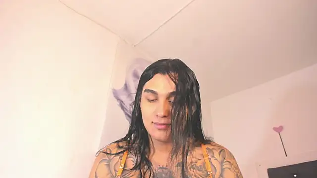 BiancaValentinna online show from 11-10-25, 05:12