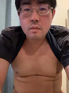 Snapshot of ponntachin chatting on 10-24-25, 02:24 ponntachin online show from 10-24-25, 02:24