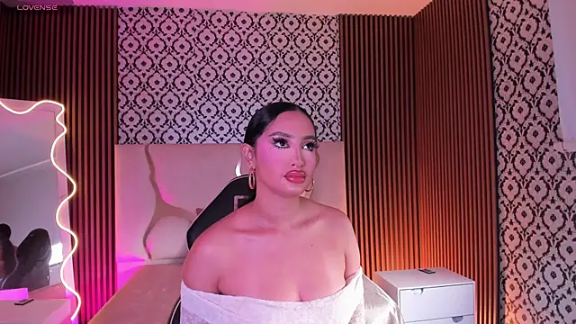 BEELLA TAY1 online show from 04-23-26, 12:04