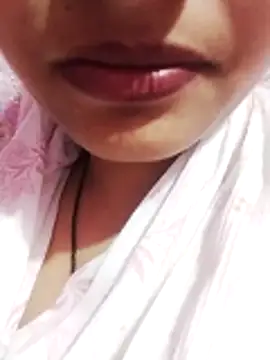 Snapshot of kiara-simmi chatting on 11-02-25, 11:01 kiara-simmi online show from 11-02-25, 11:01