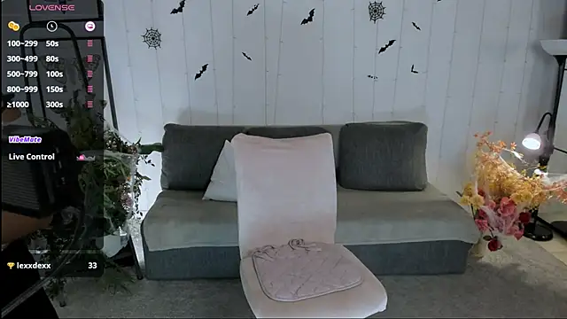 Erika Kim online show from 10-25-25, 05:48