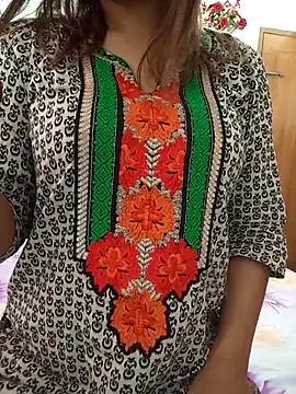 Tanha18 online show from 05-08-26, 04:40