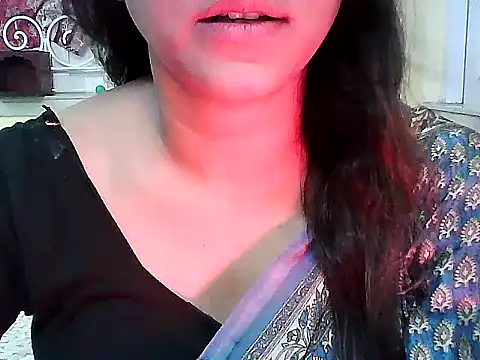 Snapshot of Model_Srinika chatting on 10-25-25, 12:34 Model Srinika online show from 10-25-25, 12:34