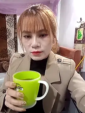 Labi2k online show from 11-19-25, 02:28