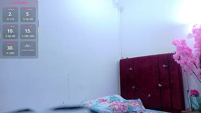 chubbykinkyygirl online show from 11-10-25, 12:48