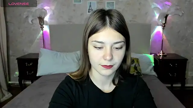 Snapshot of MargoChill chatting on 12-04-25, 02:15 MargoChill online show from 12-04-25, 02:15