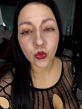 kitten25-hott online show from 10-14-25, 12:22