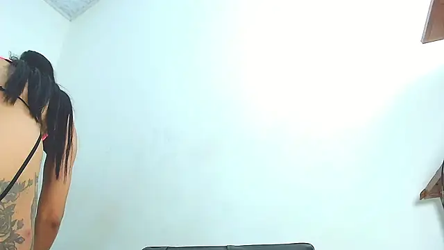 VioletGil Party  online show from 05-28-26, 12:57