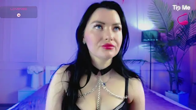 EvaBilss online show from 04-21-26, 06:52