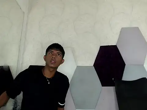 Mick storm online show from 11-07-25, 06:52