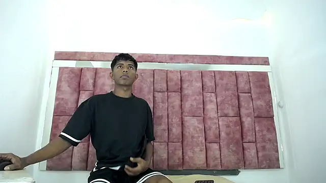 Mick storm online show from 03-06-26, 07:21