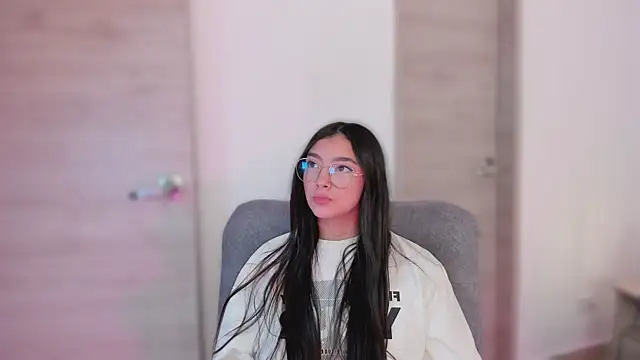 MirandaJohnson  online show from 10-17-25, 12:52