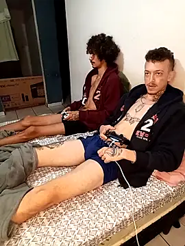 Snapshot of RuivoDotado24cm chatting on 12-05-25, 06:33 RuivoDotado24cm online show from 12-05-25, 06:33