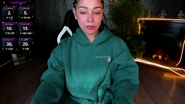 Aisha Goldstein online show from 03-31-26, 08:37