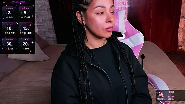 Aisha Goldstein online show from 04-01-26, 08:37