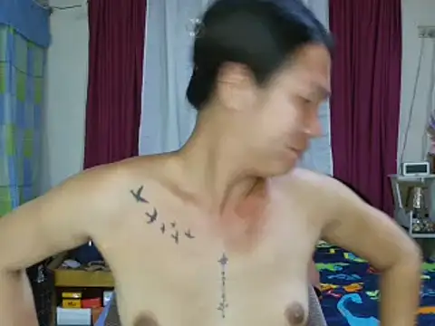 Snapshot of sexychekaiixxx chatting on 02-17-26, 12:23 sexychekaiixxx online show from 02-17-26, 12:23