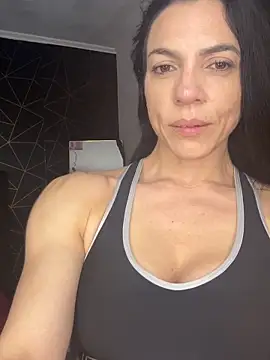 Kattefit online show from 11-30-25, 04:49