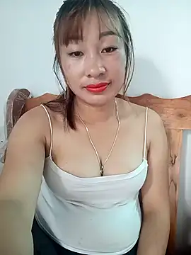 Snapshot of Linh_sexyy chatting on 06-28-26, 01:44 Linh sexyy online show from 06-28-26, 01:44