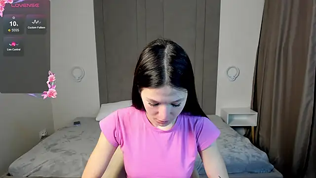 ChillGato online show from 11-18-25, 01:33