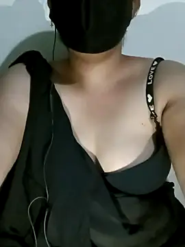 Jessica-03 online show from 10-17-25, 08:44