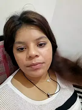 Snapshot of kajal77715 chatting on 10-15-25, 09:20 kajal77715 online show from 10-15-25, 09:20