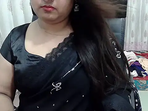 Snapshot of SexyRani2000 chatting on 04-19-26, 04:28 SexyRani2000 online show from 04-19-26, 04:28