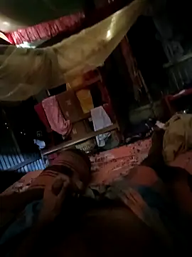 Snapshot of Sexy_Couole80 chatting on 10-28-25, 07:12 Sexy Couole80 online show from 10-28-25, 07:12