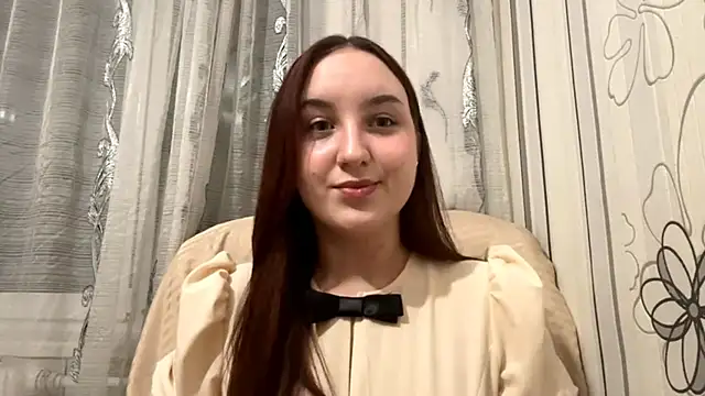 DaisyMolly online show from 10-13-25, 04:29