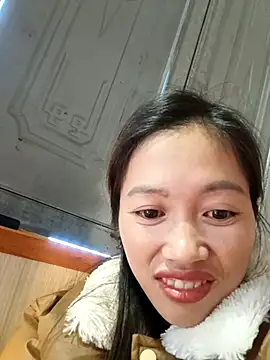 -Paige- online show from 11-19-25, 05:07