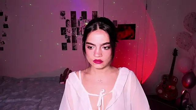 Snapshot of nightfloatt chatting on 11-07-25, 12:49 nightfloatt online show from 11-07-25, 12:49